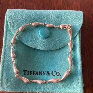 Tiffany sterling silver teardrop bracelet